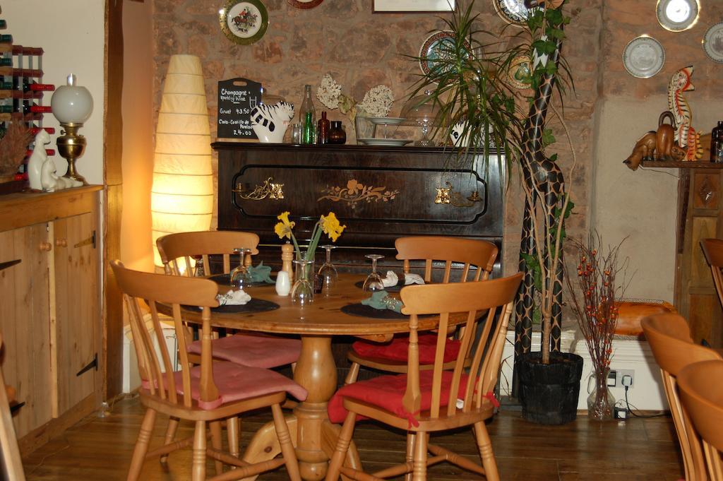 The Mitre Inn Witheridge Luaran gambar
