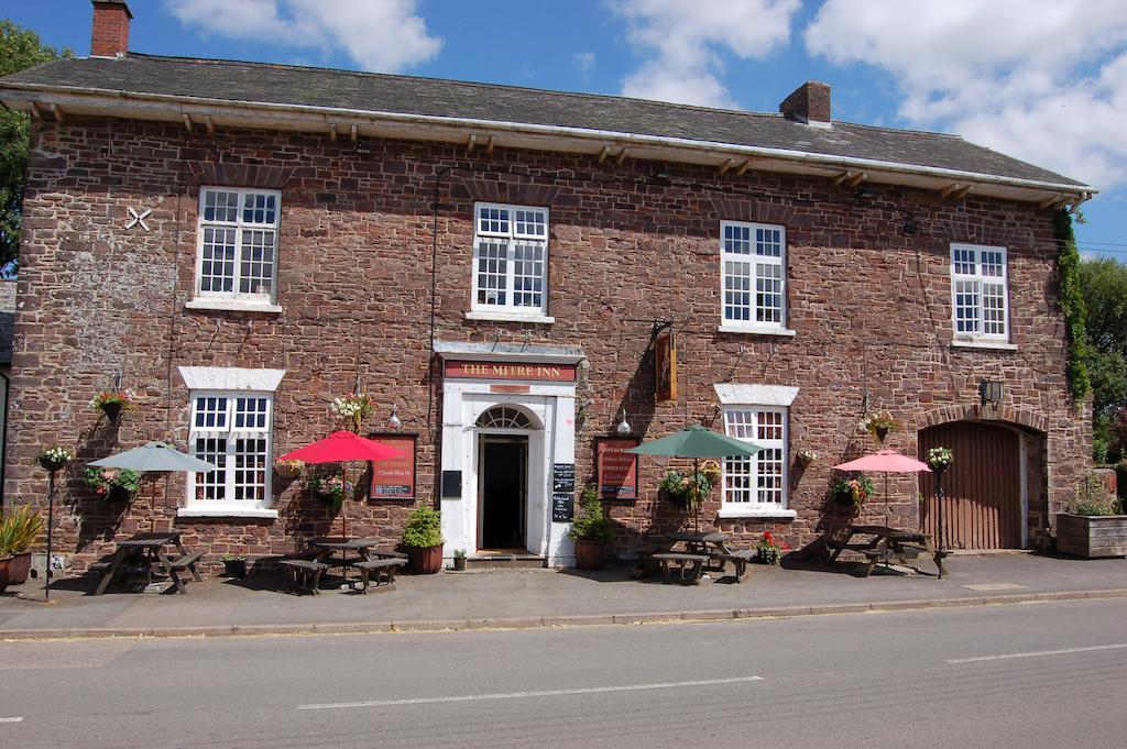 The Mitre Inn Witheridge Luaran gambar